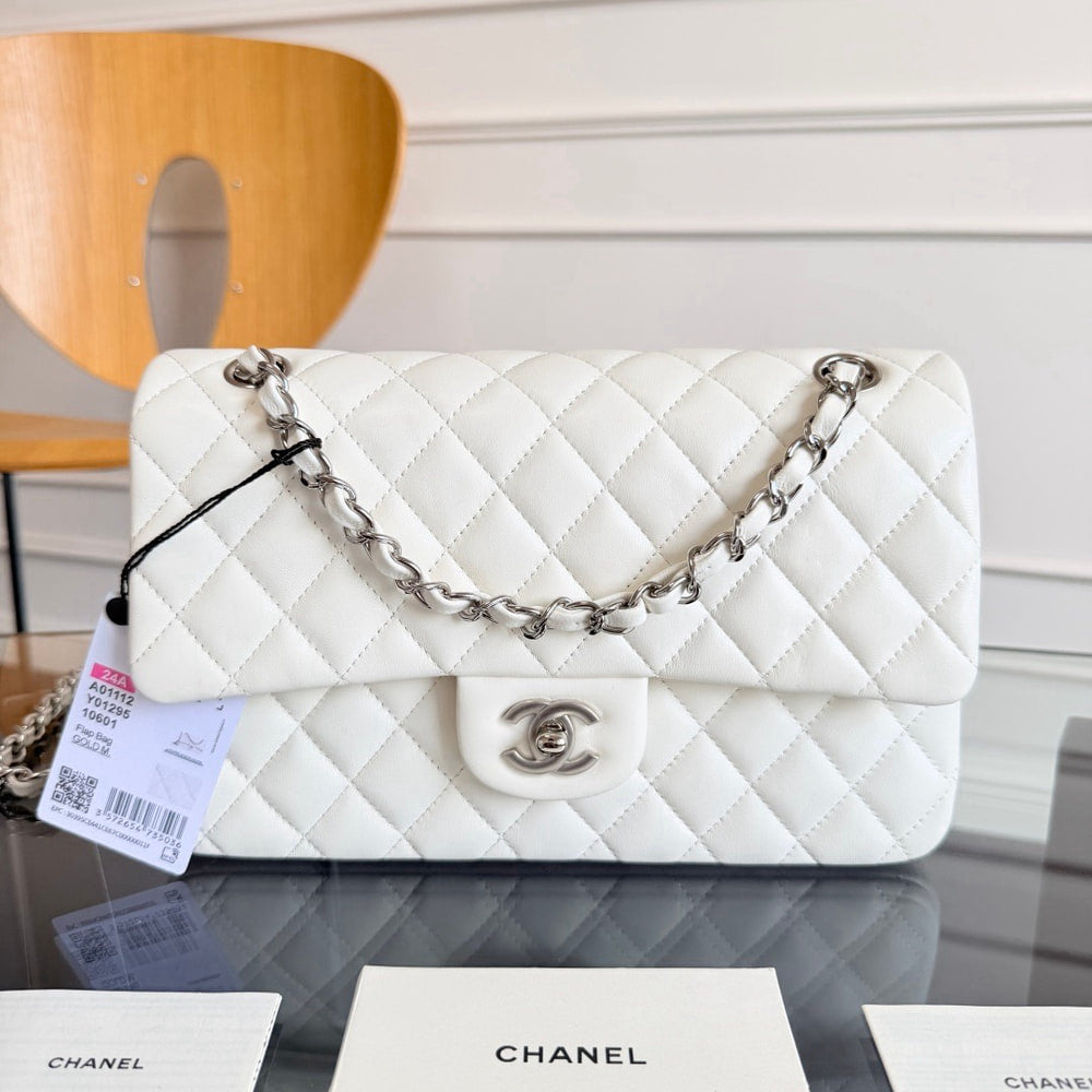 Elegant White Quilted Shoulder Bag with Silver Chain Strap