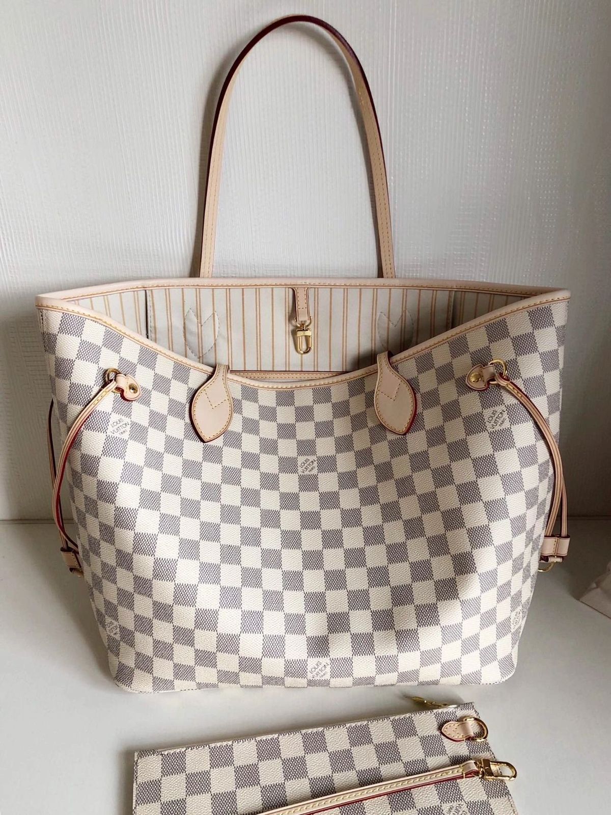 White & Grey Checkered Tote Bag with Matching Pouch