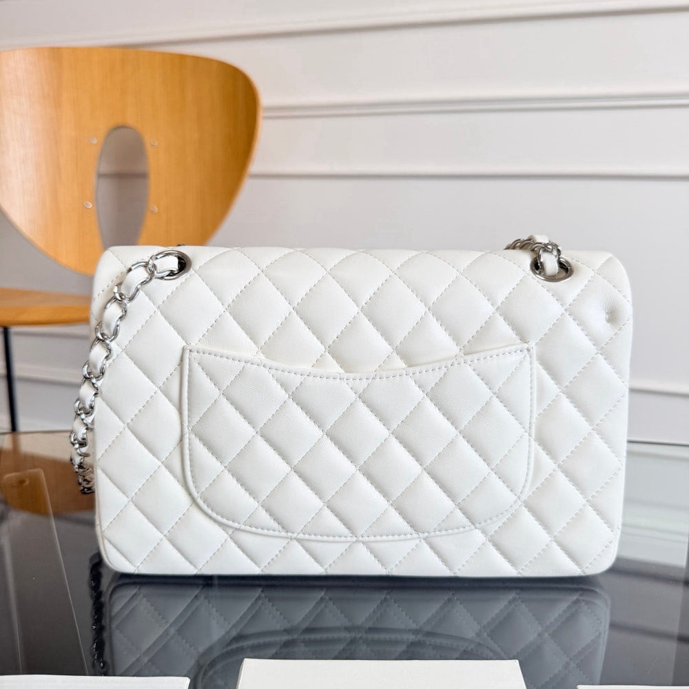 Elegant White Quilted Shoulder Bag with Silver Chain Strap