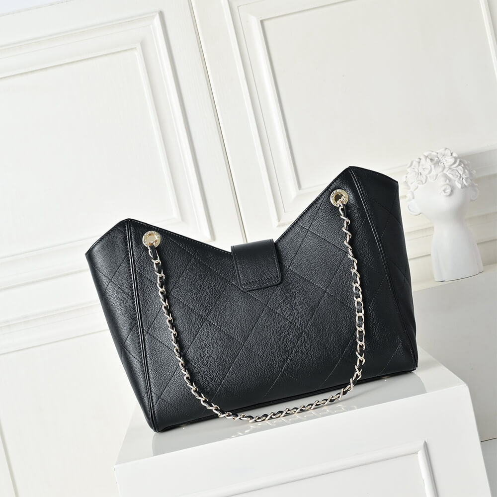 Elegant Black Quilted Shoulder Tote Bag with Chain Straps