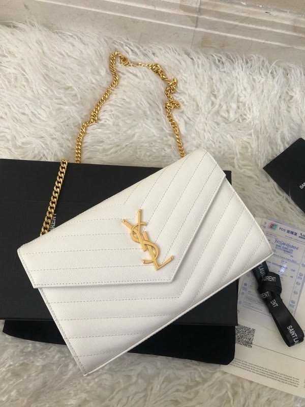 Luxury White Quilted Chain Shoulder Bag