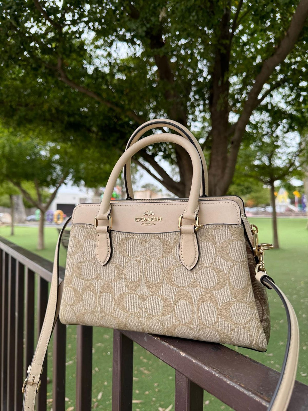 Luxury Signature Canvas Handbag – Cream & Beige