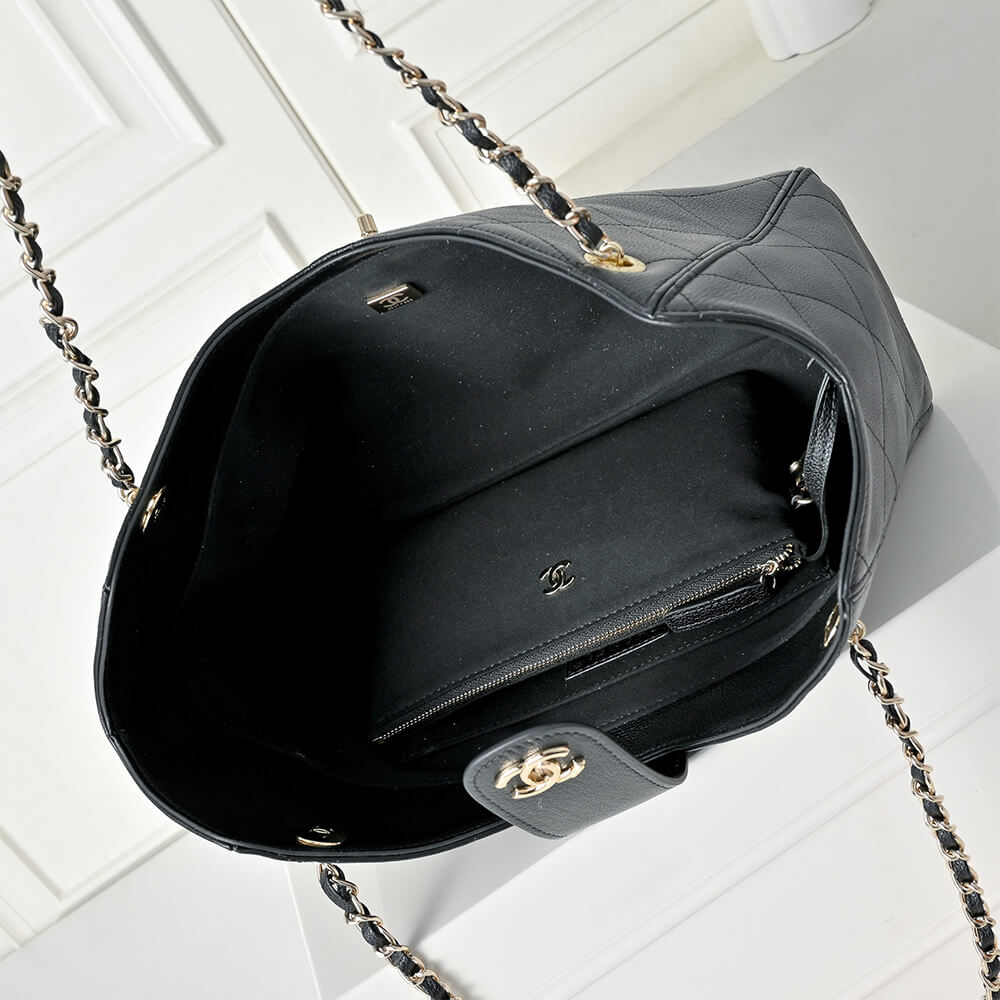 Elegant Black Quilted Shoulder Tote Bag with Chain Straps