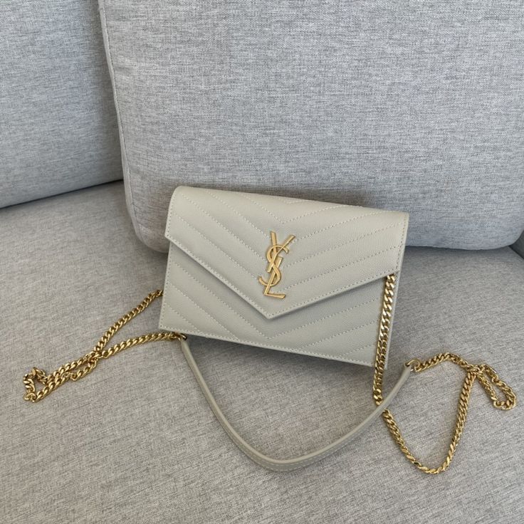 Luxury White Quilted Chain Shoulder Bag