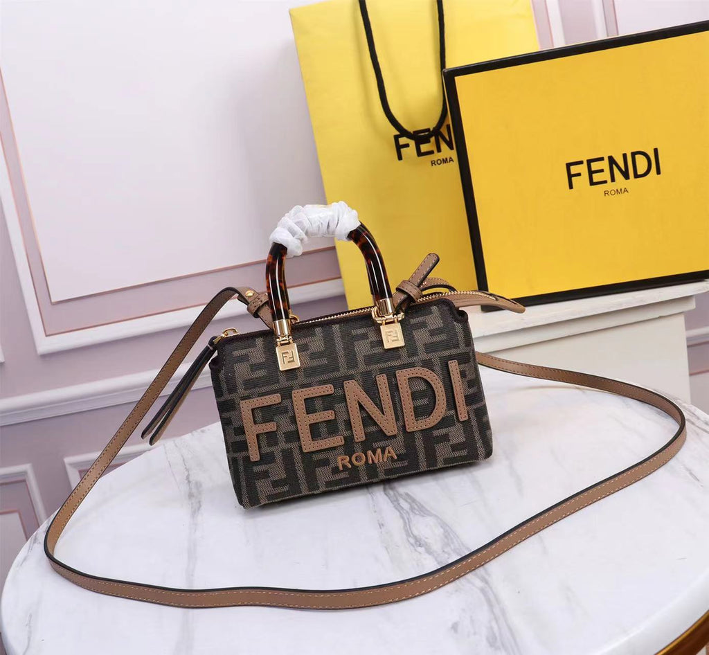 Elegant Brown Monogram hand Bag with Tortoiseshell Handles