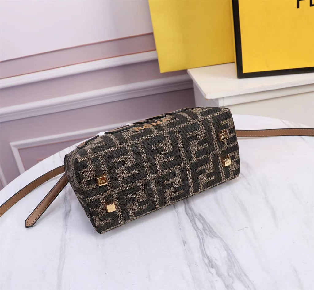 Elegant Brown Monogram hand Bag with Tortoiseshell Handles