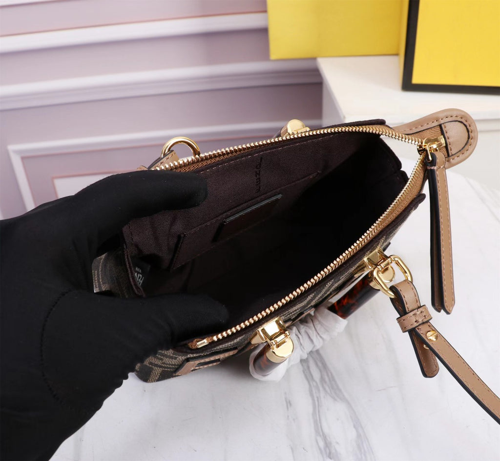 Elegant Brown Monogram hand Bag with Tortoiseshell Handles