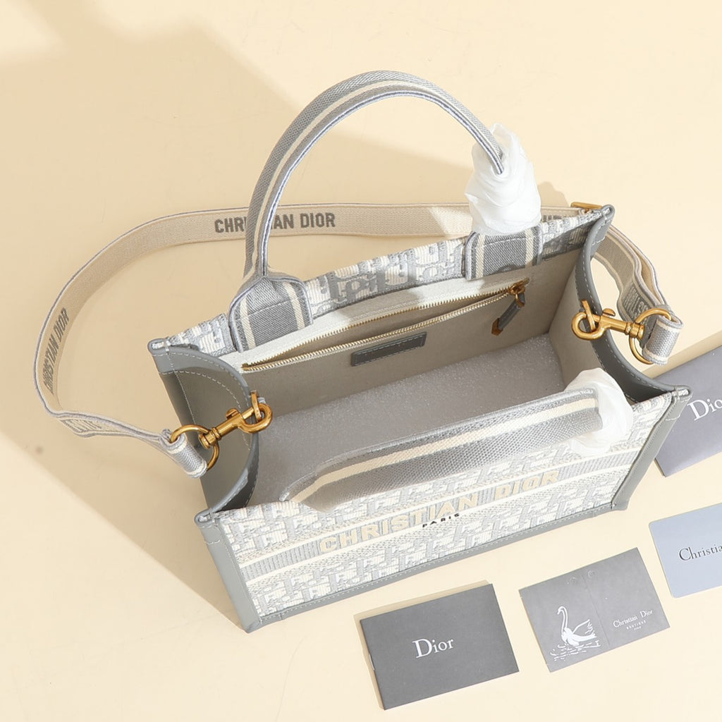 Elegant Grey & White Patterned Canvas Handbag with Shoulder Strap