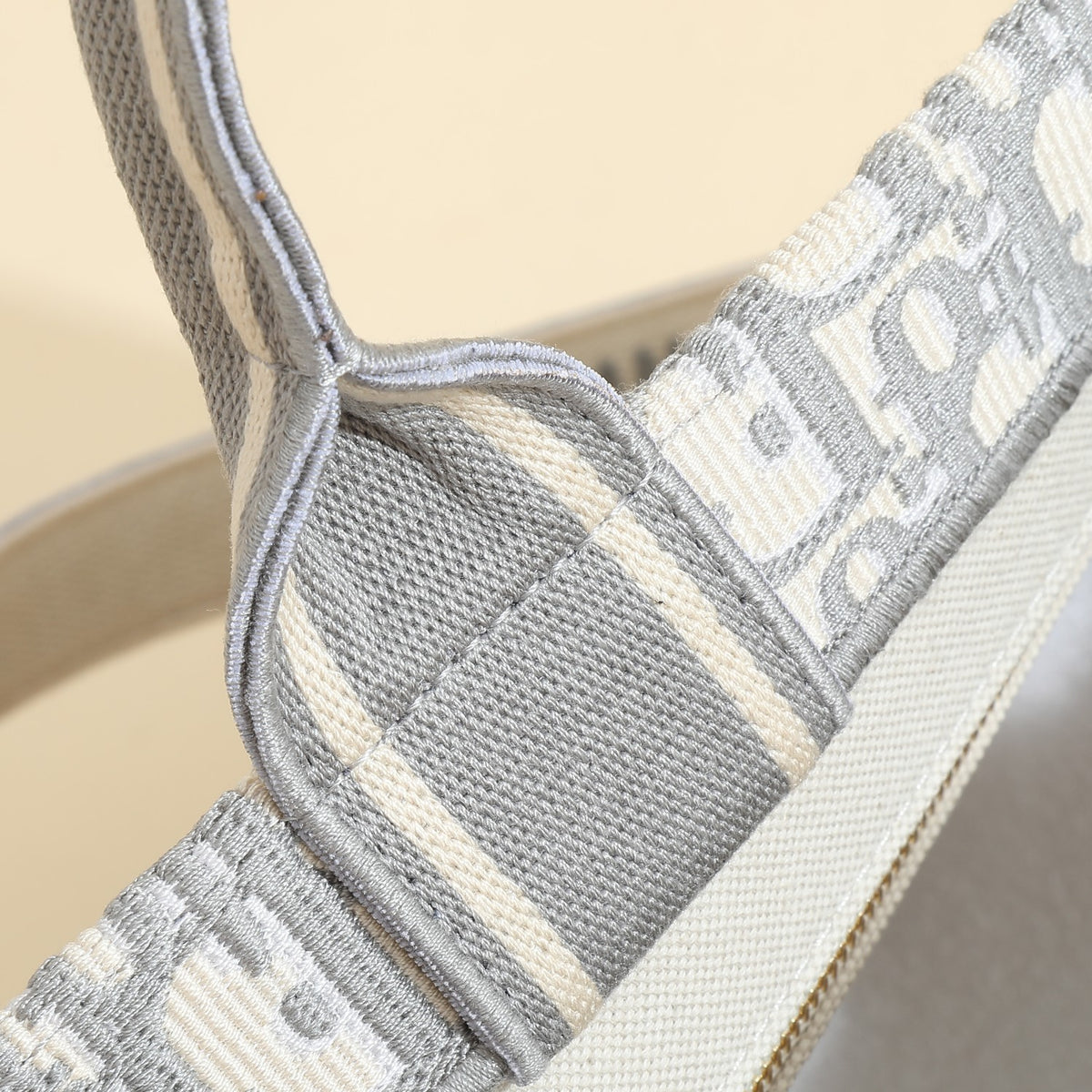 Elegant Grey & White Patterned Canvas Handbag with Shoulder Strap
