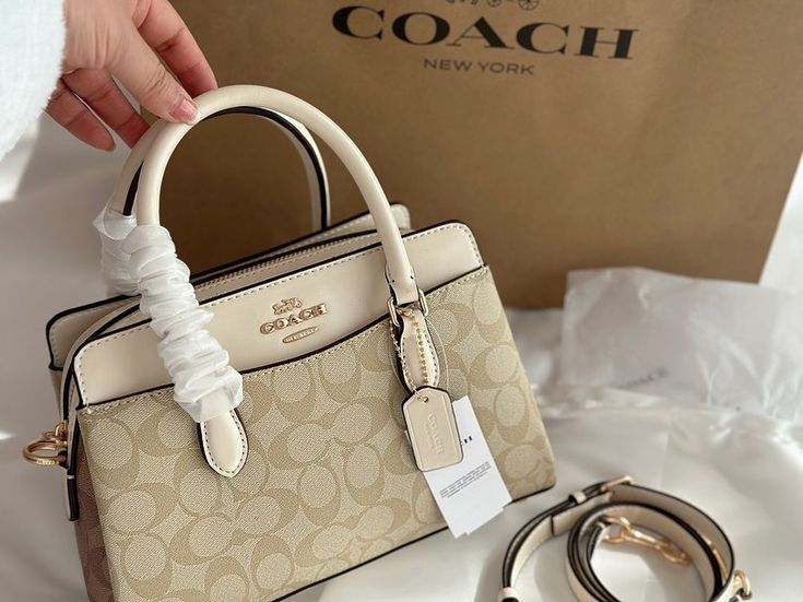 Luxury Signature Canvas Handbag – Cream & Beige